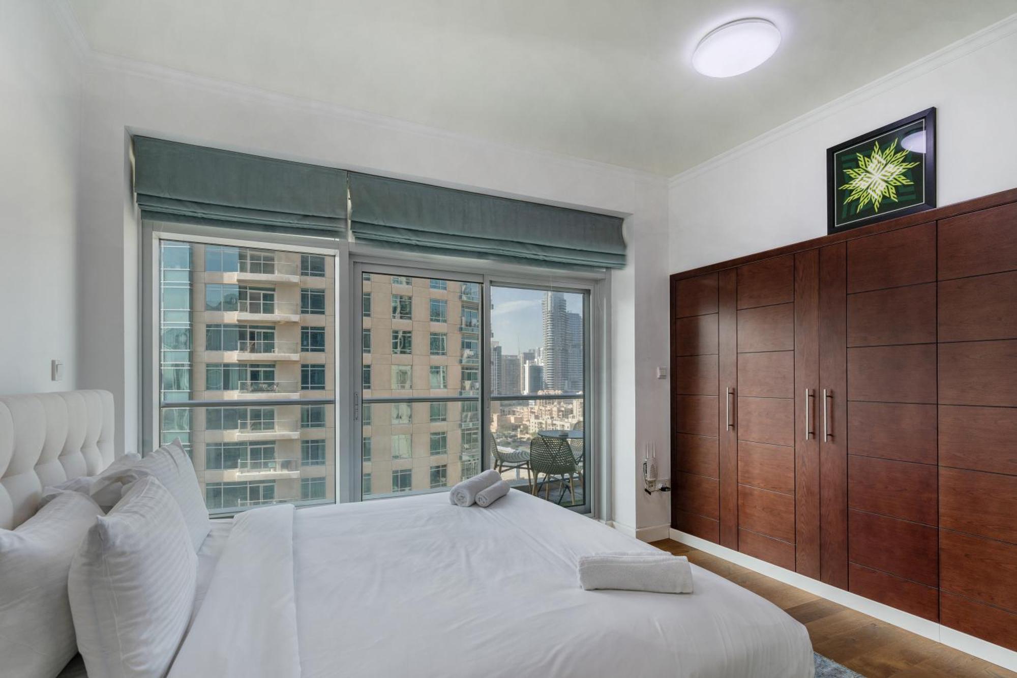 Chic 2Br Apartment, Prime Location Near Dubai Mall - Allsopp&Allsopp Kültér fotó