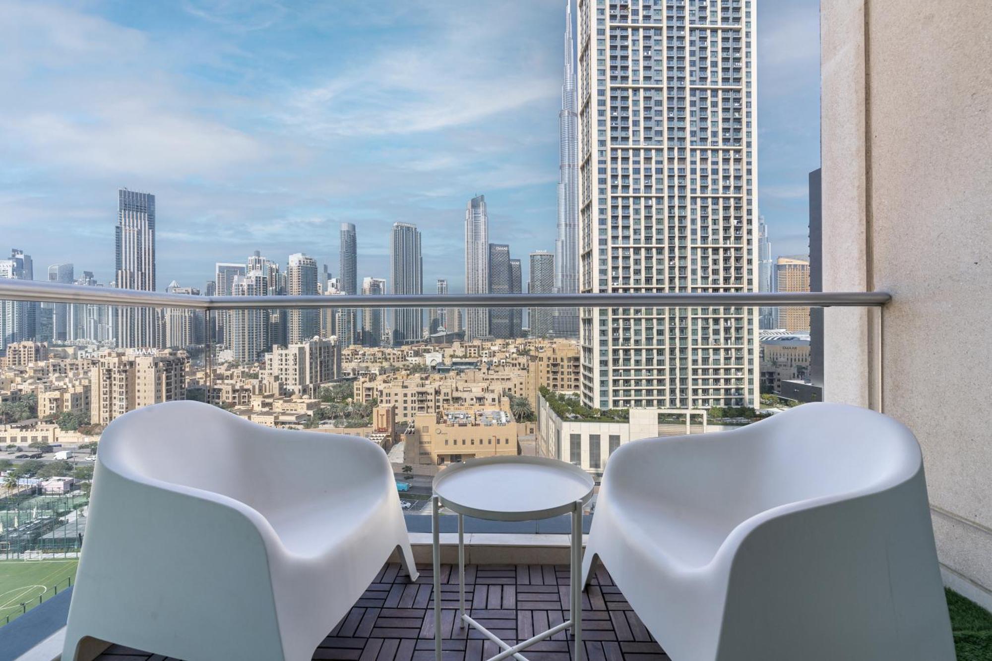 Chic 2Br Apartment, Prime Location Near Dubai Mall - Allsopp&Allsopp Kültér fotó