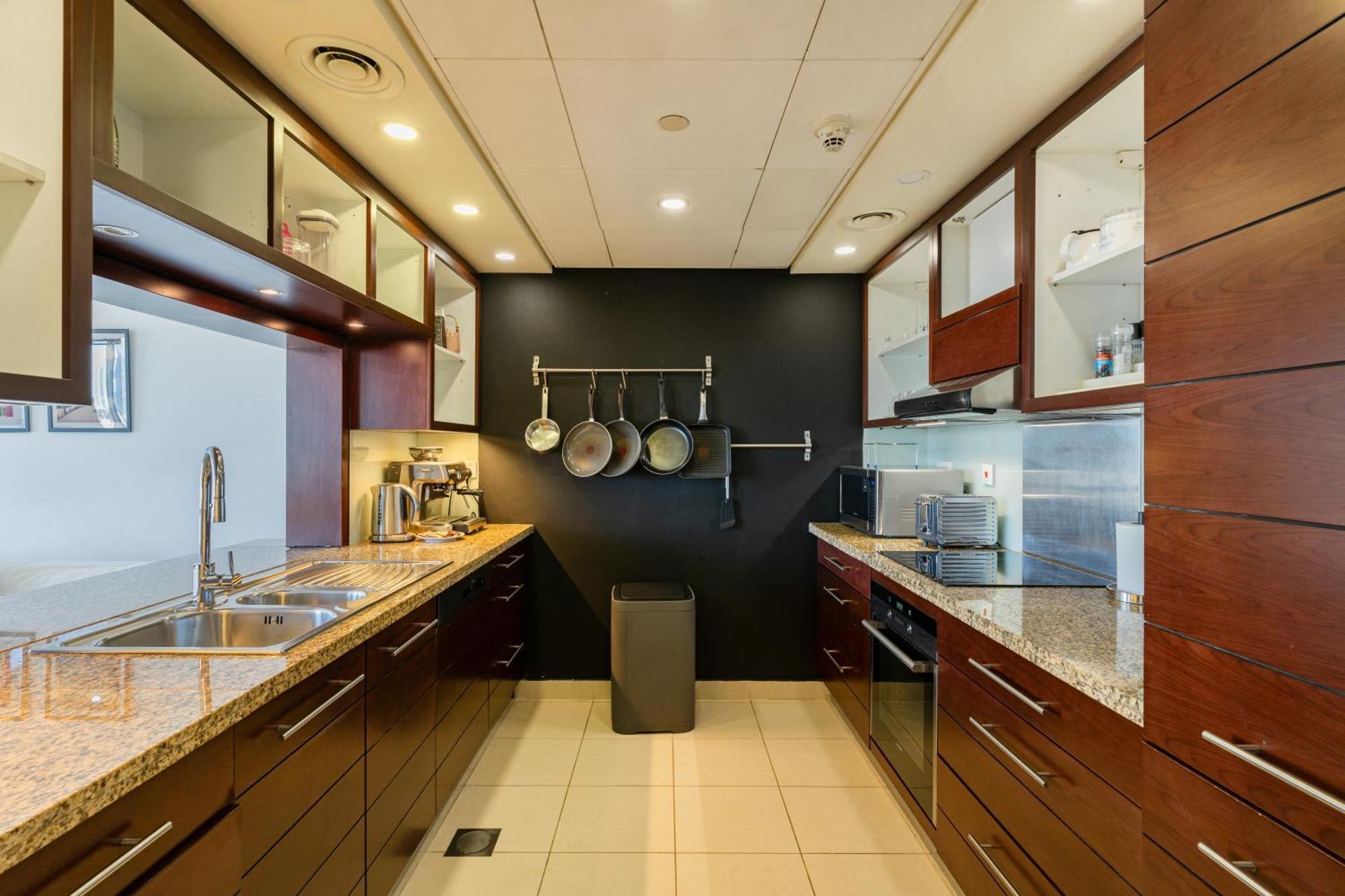 Chic 2Br Apartment, Prime Location Near Dubai Mall - Allsopp&Allsopp Kültér fotó